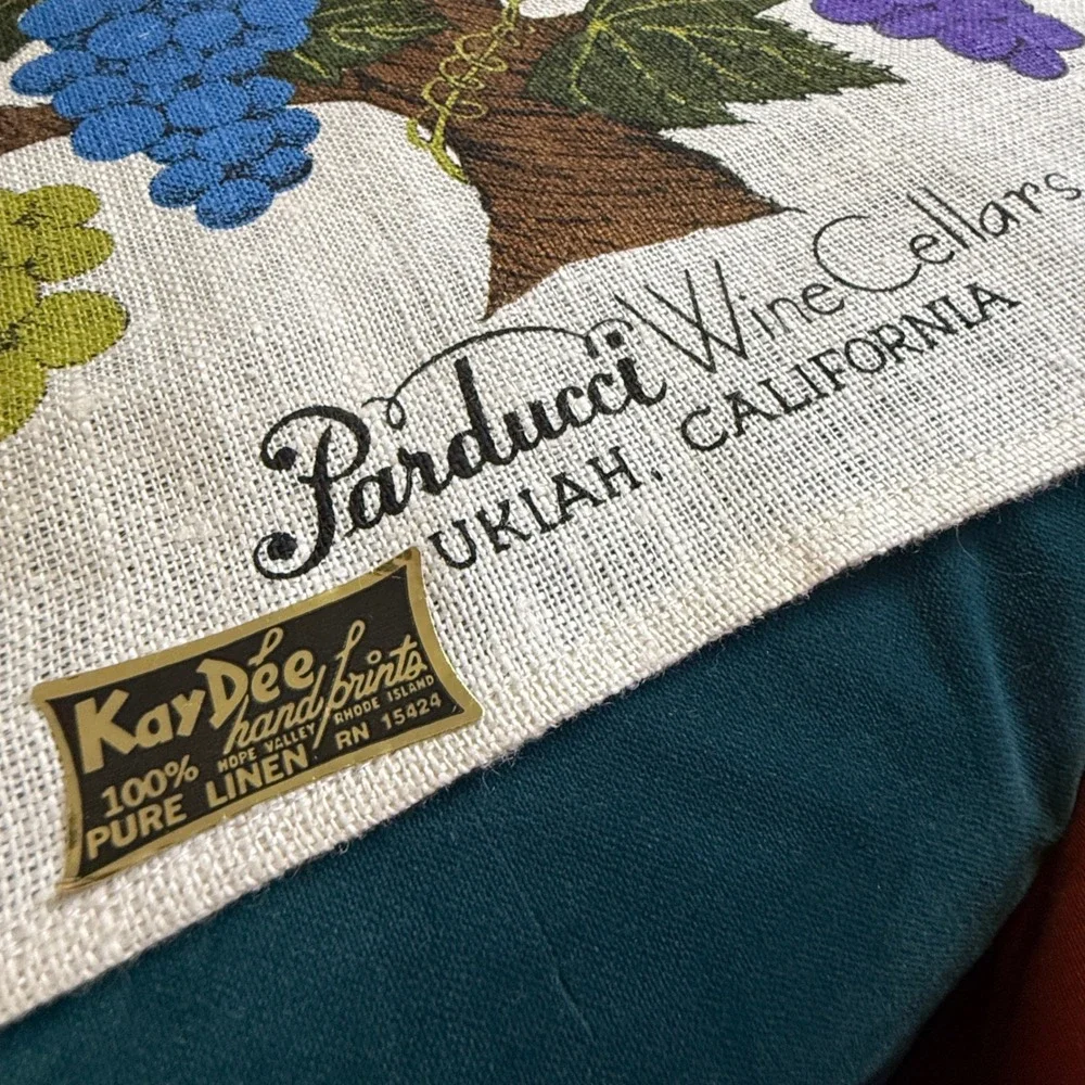 Vintage Kay Dee Handprints Parducci Wine Cellars Linen Tea Towel Grapes‎ 17x29
